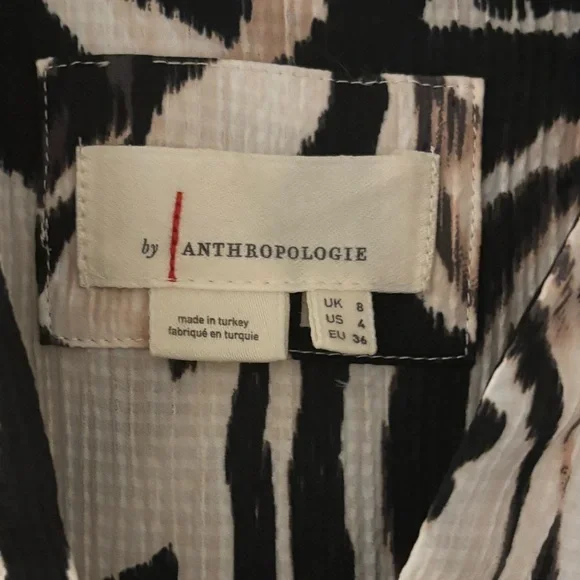 ANTHROPOLOGIE Black and White Zebra Wrap Mini Dress Size 4 - Picture 8 of 15